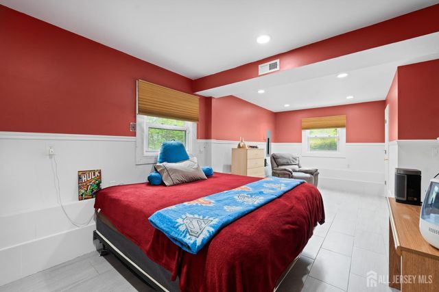 13 Fishel Road, Edison, NJ 08820