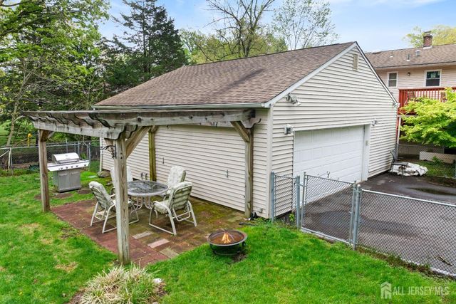13 Fishel Road, Edison, NJ 08820