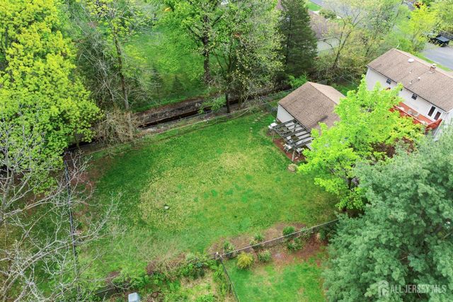13 Fishel Road, Edison, NJ 08820