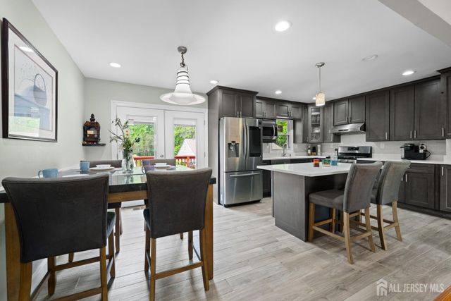 13 Fishel Road, Edison, NJ 08820
