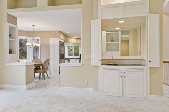 19875 Andover Place, Deephaven, MN 55331