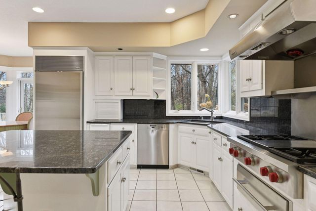 19875 Andover Place, Deephaven, MN 55331