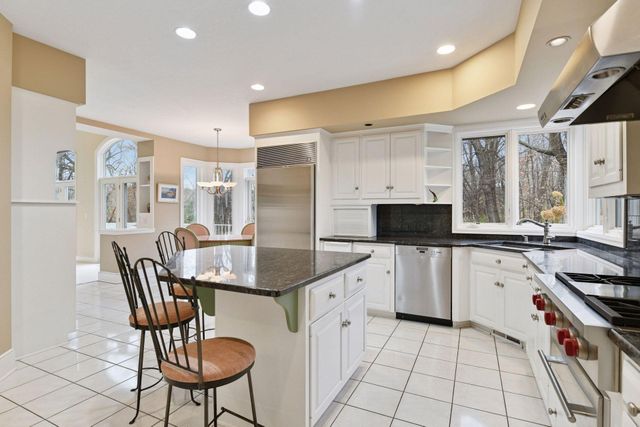 19875 Andover Place, Deephaven, MN 55331