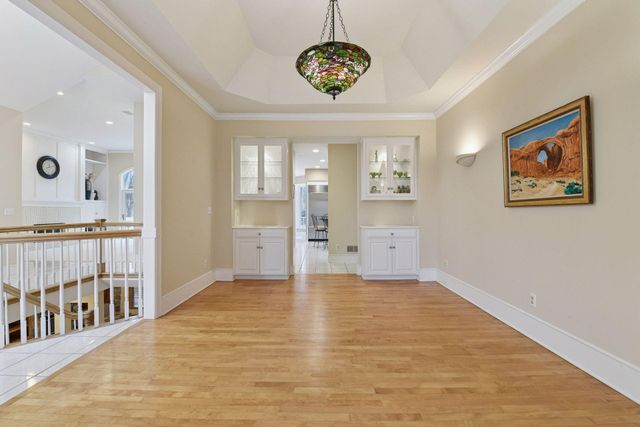 19875 Andover Place, Deephaven, MN 55331