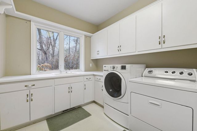 19875 Andover Place, Deephaven, MN 55331