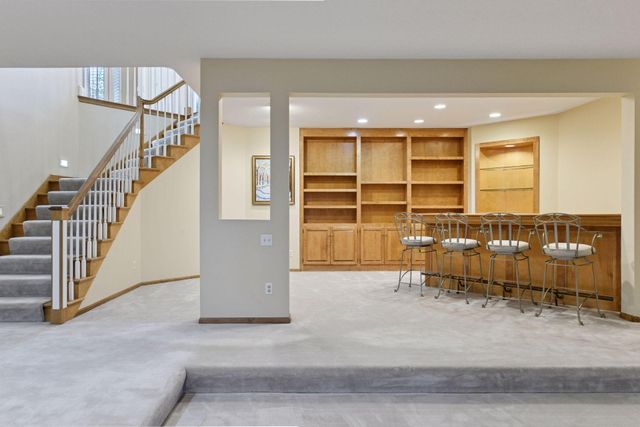 19875 Andover Place, Deephaven, MN 55331