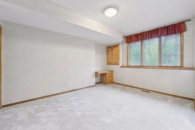 19875 Andover Place, Deephaven, MN 55331