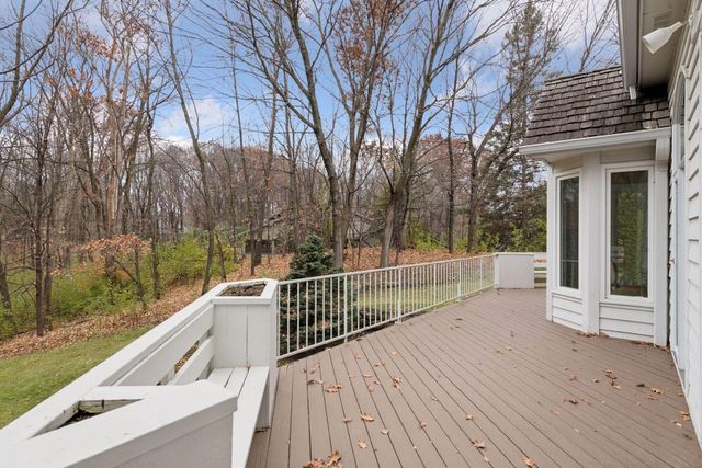 19875 Andover Place, Deephaven, MN 55331