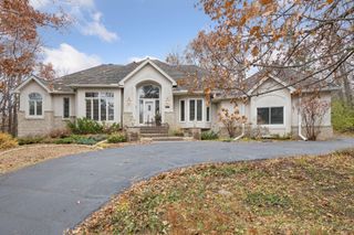 19875 Andover Place, Deephaven, MN 55331