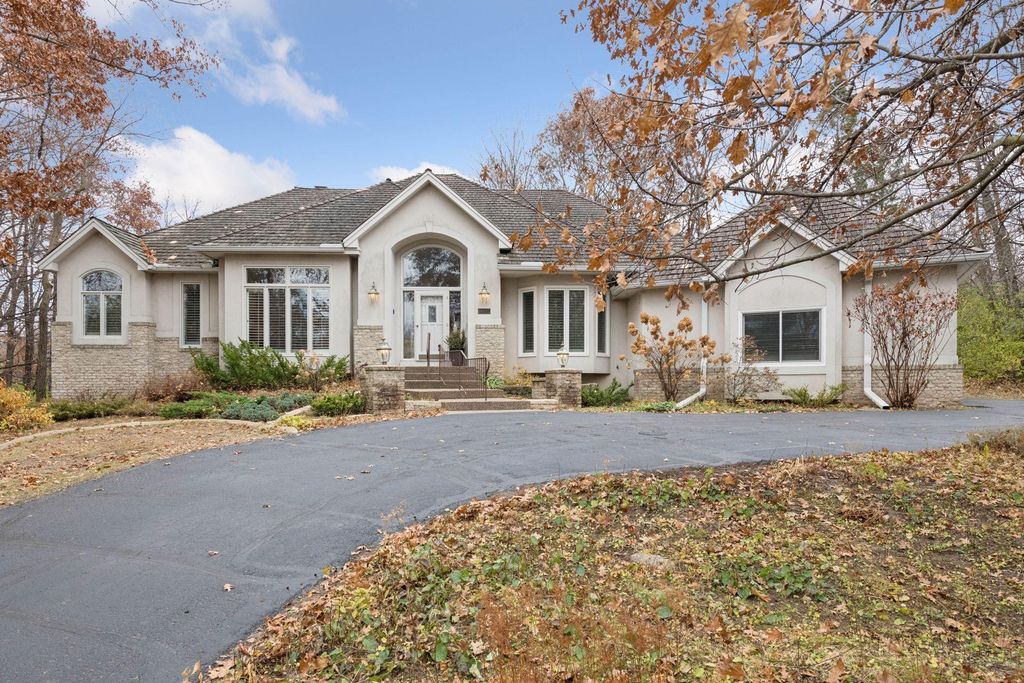 19875 Andover Place, Deephaven, MN 55331