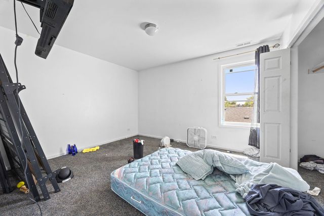 8035 S Kolin Avenue, Chicago, IL 60652