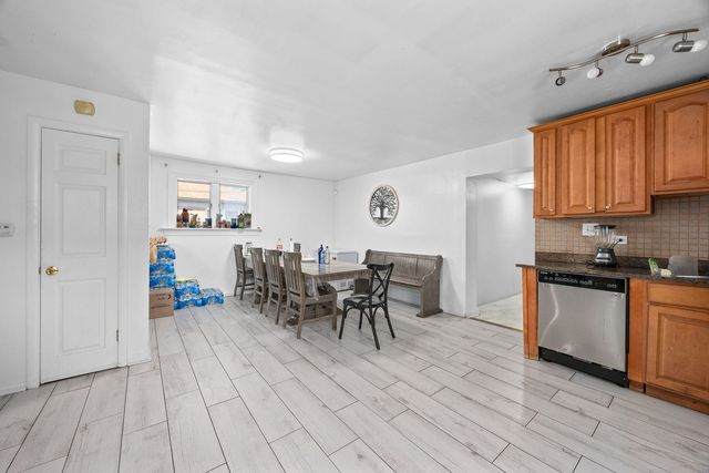 8035 S Kolin Avenue, Chicago, IL 60652