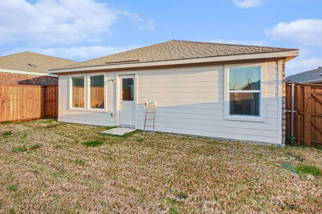 14174 Inglebert Street, Pilot Point, TX 76258