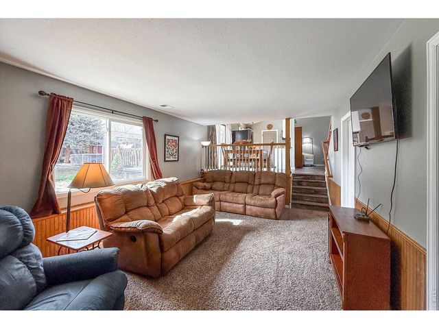 2109 Daley Dr, Longmont, CO 80501