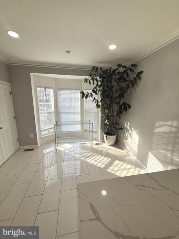 8362 MILLWOOD DR, Springfield, VA 22152