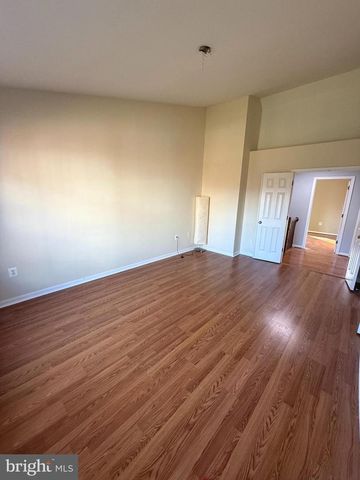 8362 MILLWOOD DR, Springfield, VA 22152