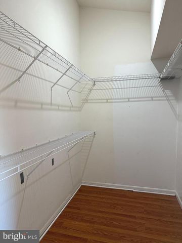 8362 MILLWOOD DR, Springfield, VA 22152