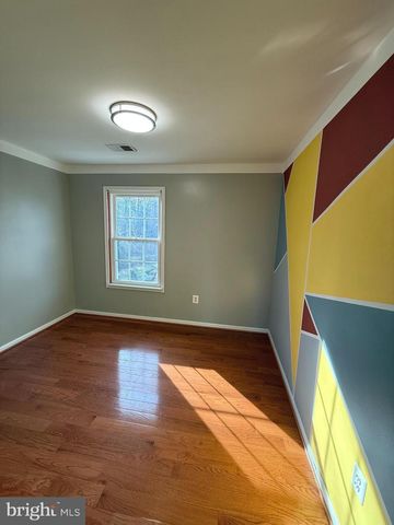 8362 MILLWOOD DR, Springfield, VA 22152