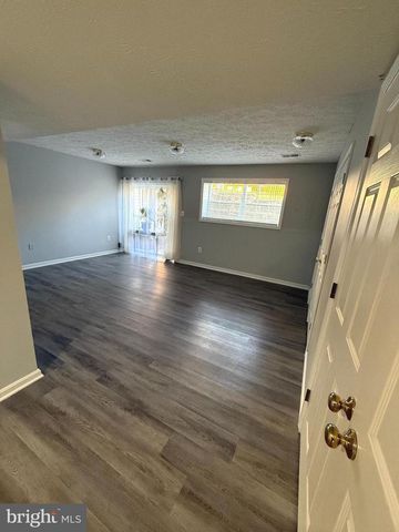 8362 MILLWOOD DR, Springfield, VA 22152