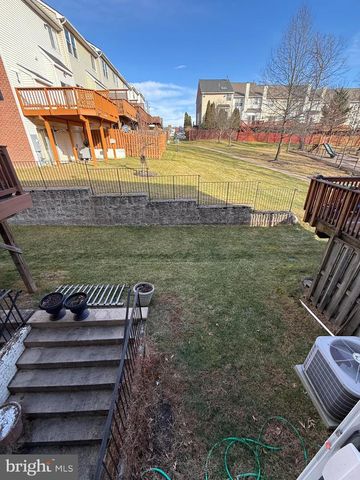 8362 MILLWOOD DR, Springfield, VA 22152