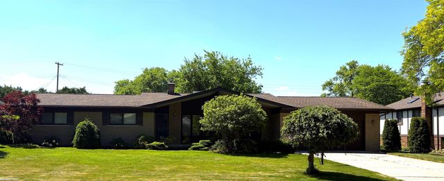 20210 Anita Street, Clinton Township, MI 48036