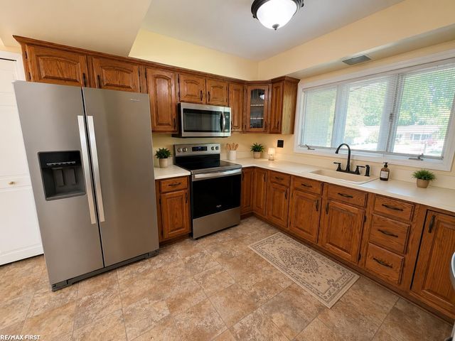 20210 Anita Street, Clinton Township, MI 48036