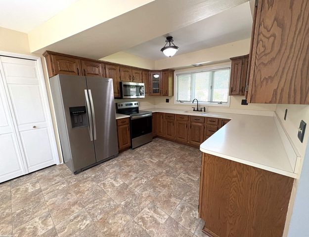 20210 Anita Street, Clinton Township, MI 48036