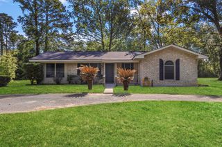 209 H Armitage Road, Livingston, TX 77351