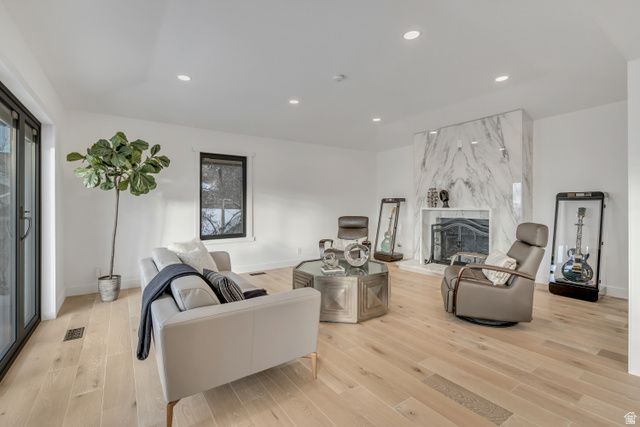 2768 S GRAND OAK CIR, Bountiful, UT 84010