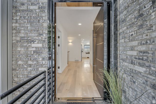 2768 S GRAND OAK CIR, Bountiful, UT 84010