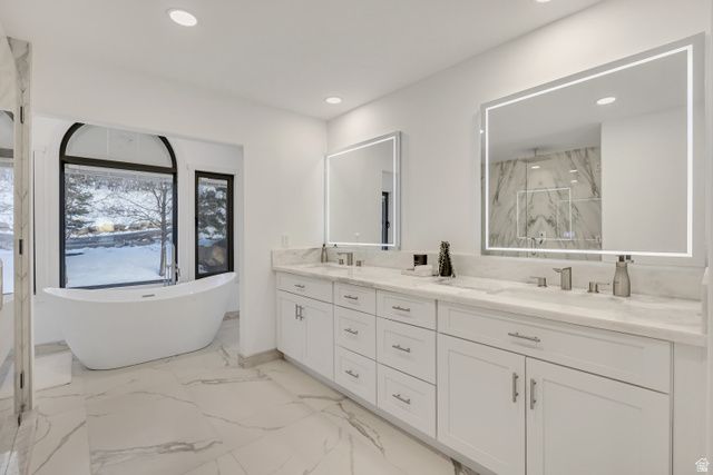 2768 S GRAND OAK CIR, Bountiful, UT 84010