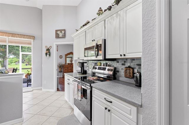 1351 HEDGEWOOD CIRCLE, North Port, FL 34288