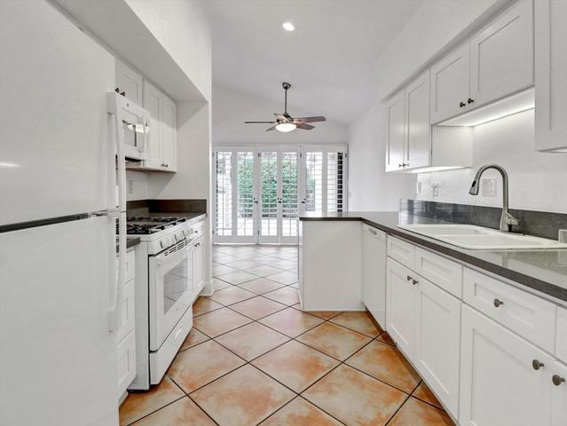 72730 Yucca Court, Palm Desert, CA 92260