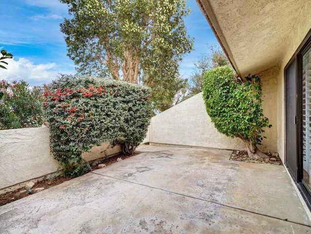 72730 Yucca Court, Palm Desert, CA 92260