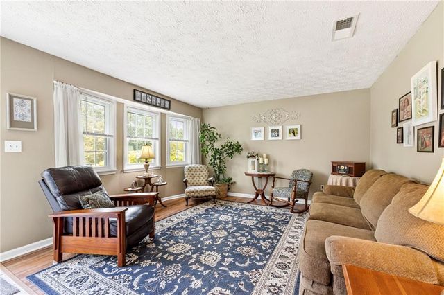 3266 Alcazar Drive SW, Lilburn, GA 30047