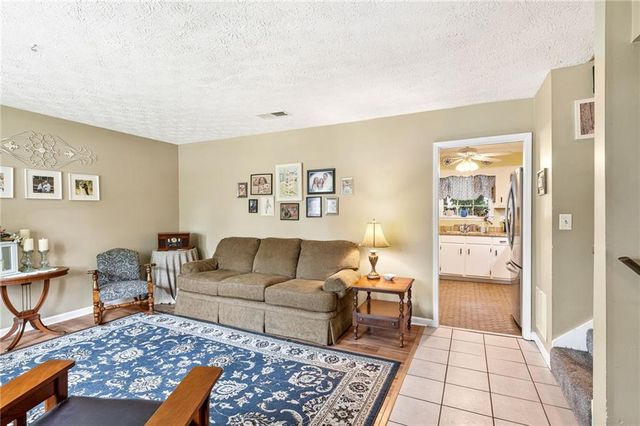 3266 Alcazar Drive SW, Lilburn, GA 30047