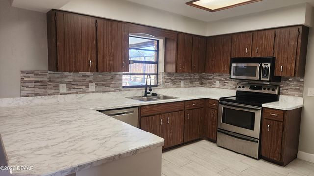 4563 Hoyt Drive, Port Orange, FL 32129