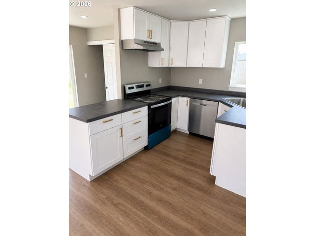 550 19th St, Springfield, OR 97477