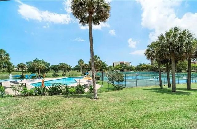 6921 Environ Boulevard 6s, Lauderhill, FL 33319