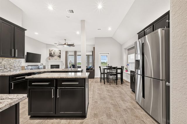 5015 Mountain Maple Trail, Rosenberg, TX 77471