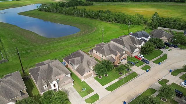 5015 Mountain Maple Trail, Rosenberg, TX 77471