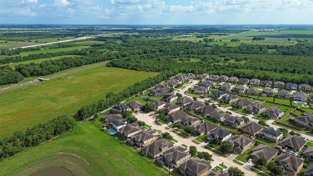 5015 Mountain Maple Trail, Rosenberg, TX 77471