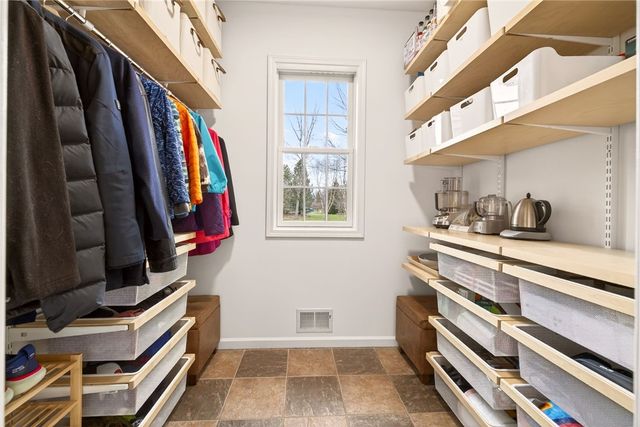 7 La Terra, Penfield, NY 14580