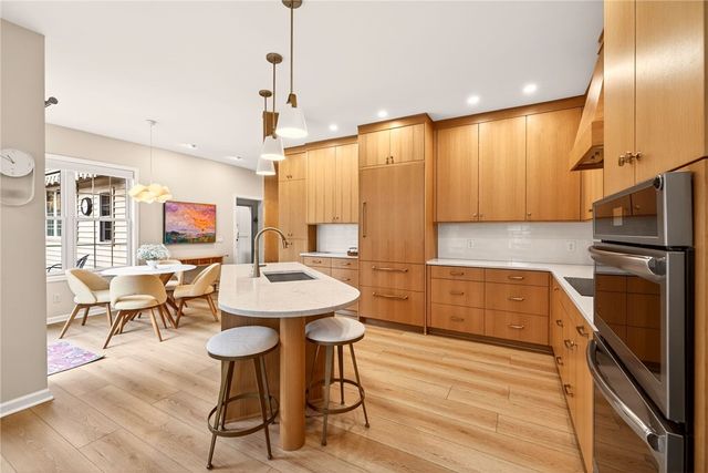 7 La Terra, Penfield, NY 14580