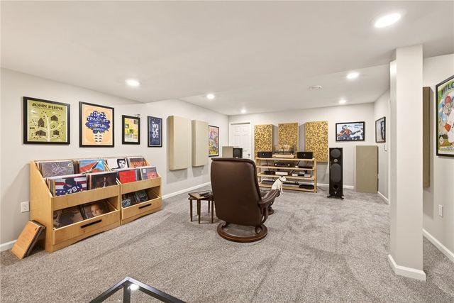 7 La Terra, Penfield, NY 14580