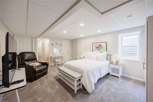 7 La Terra, Penfield, NY 14580