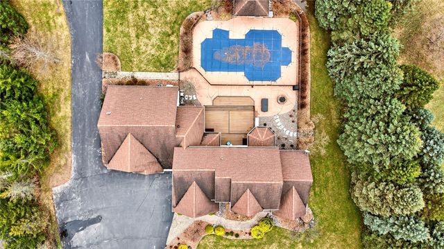 7 La Terra, Penfield, NY 14580