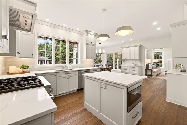 7 La Terra, Penfield, NY 14580