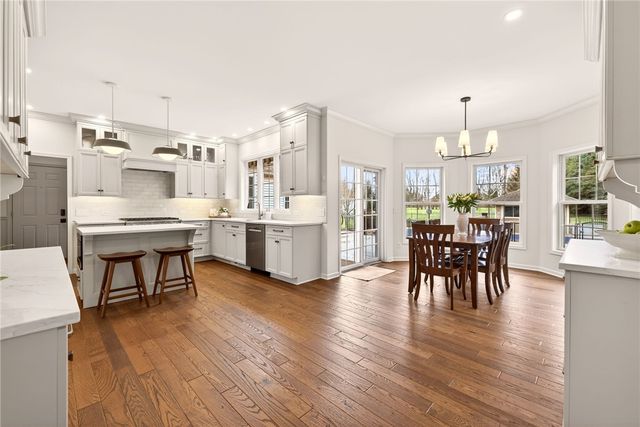 7 La Terra, Penfield, NY 14580