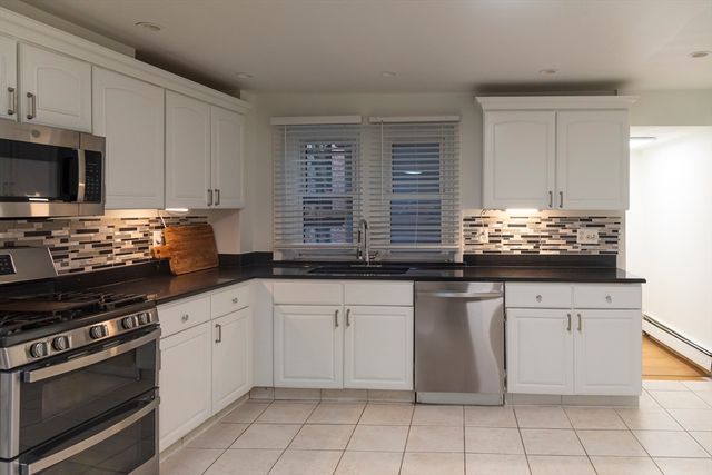 144 Salem 1, Boston, MA 02113